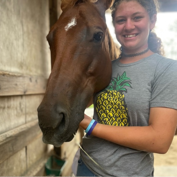 Meet your Posher, Eliana - Picture 11 of 14